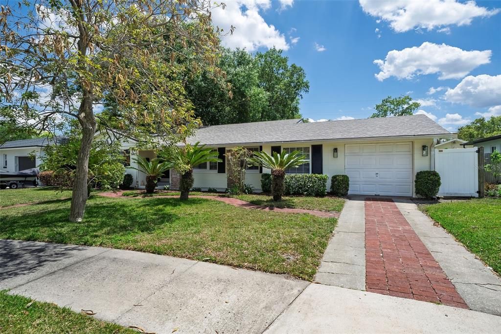 For Sale: $574,900 (3 beds, 2 baths, 1510 Square Feet)
