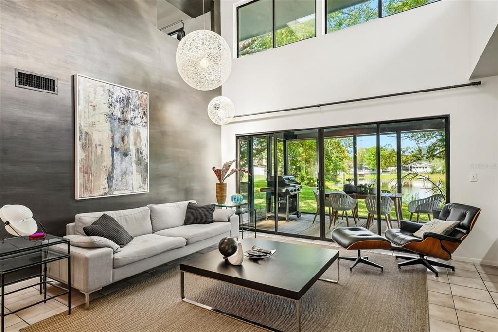 Active With Contract: $379,900 (2 beds, 2 baths, 1480 Square Feet)