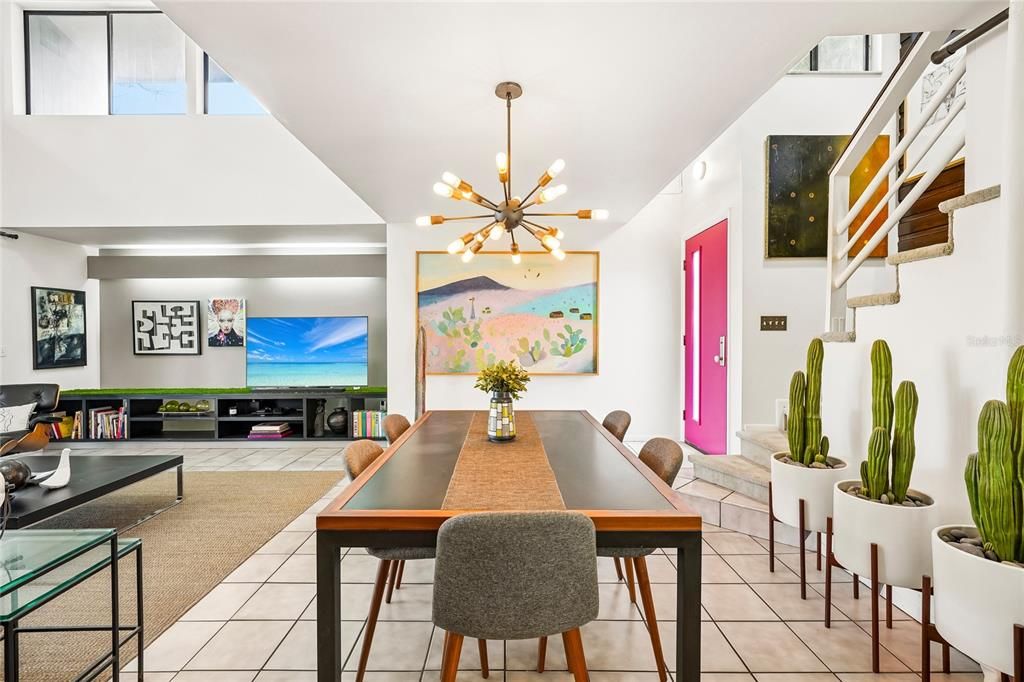 Active With Contract: $379,900 (2 beds, 2 baths, 1480 Square Feet)