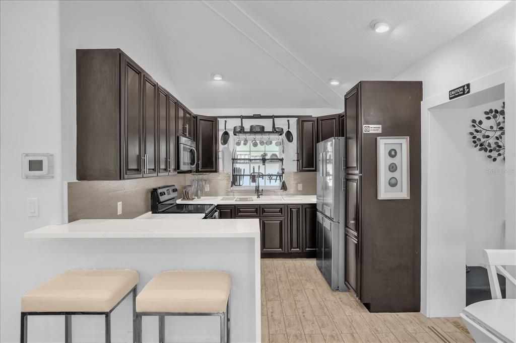 En Venta: $1,185,999 (6 camas, 0 baños, 2282 Pies cuadrados)
