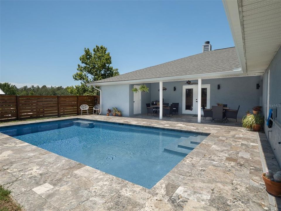 For Sale: $780,000 (5 beds, 3 baths, 2855 Square Feet)
