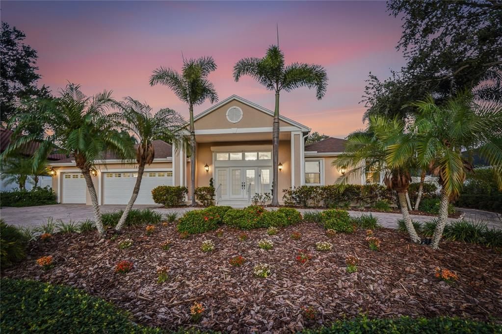 For Sale: $1,350,000 (4 beds, 4 baths, 3374 Square Feet)