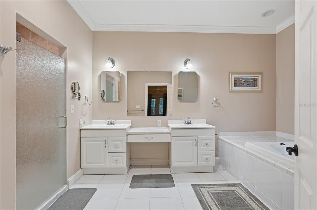 For Sale: $1,350,000 (4 beds, 4 baths, 3374 Square Feet)