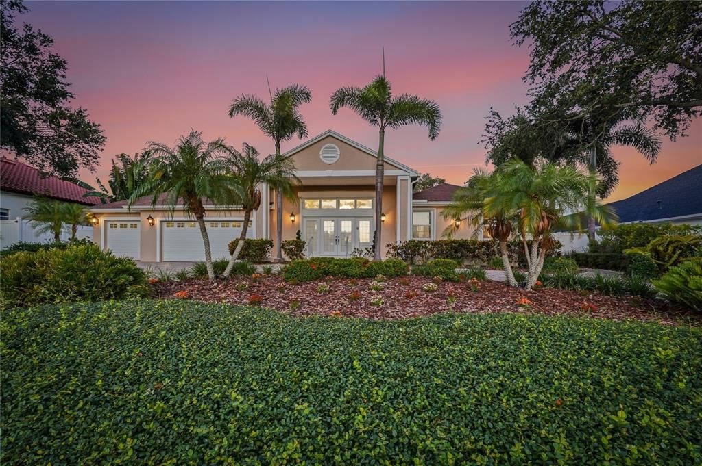 For Sale: $1,350,000 (4 beds, 4 baths, 3374 Square Feet)