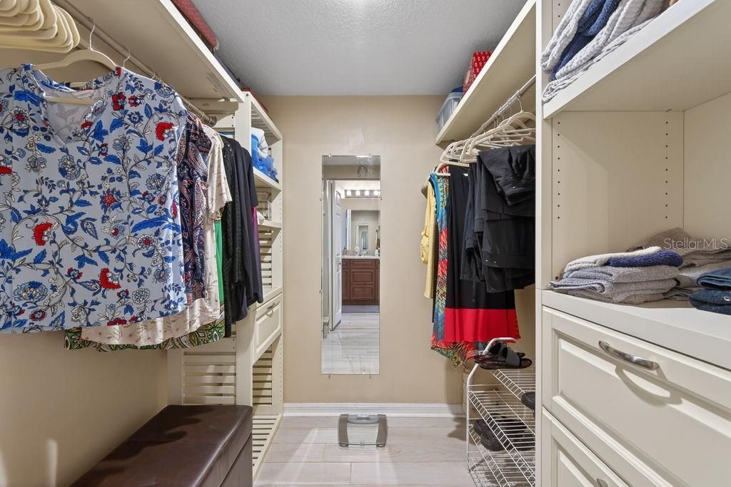 En Venta: $1,250,000 (2 camas, 2 baños, 1230 Pies cuadrados)