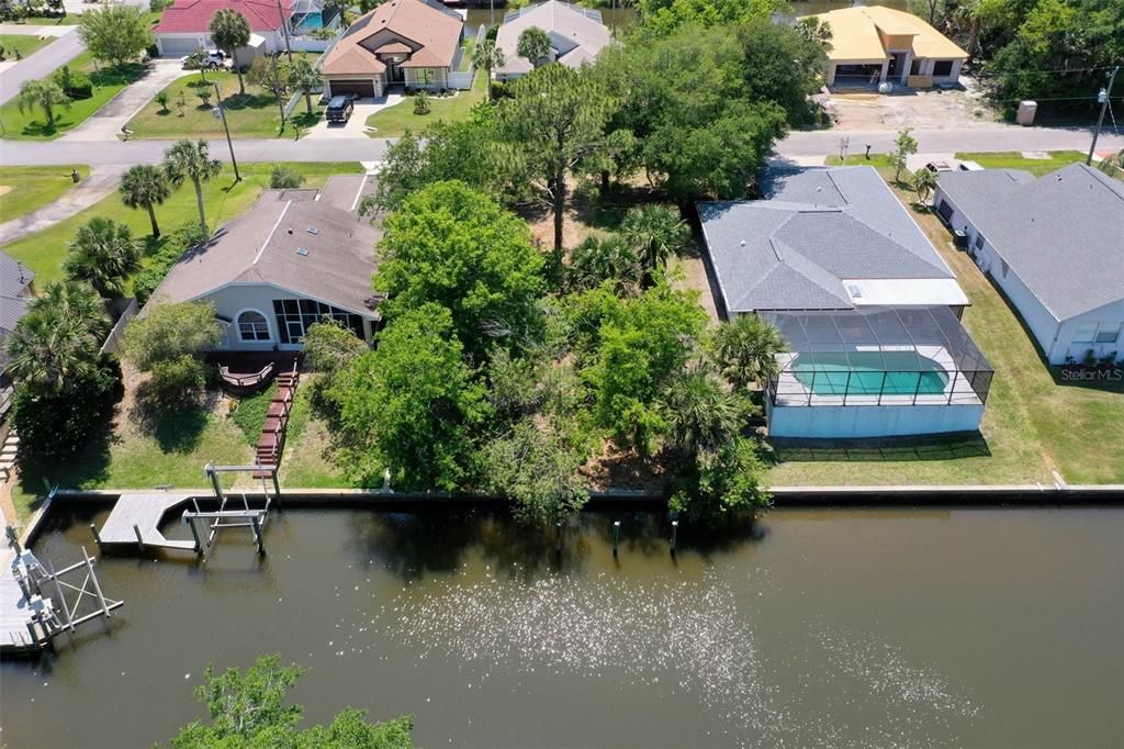 待售: $179,500 (0.17 acres)
