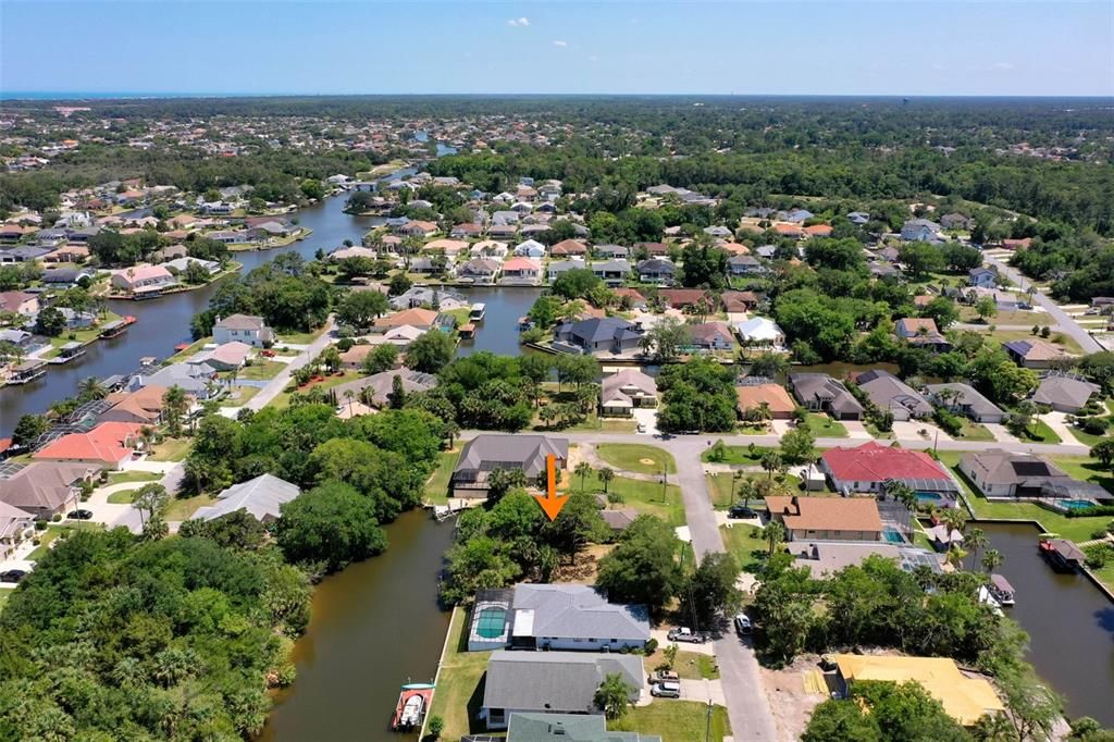 待售: $179,500 (0.17 acres)