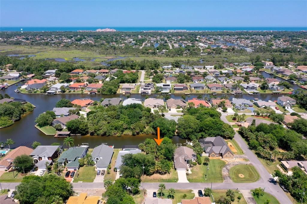 待售: $179,500 (0.17 acres)
