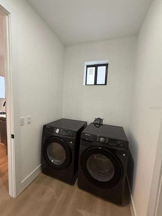 For Rent: $1,980 (3 beds, 2 baths, 1539 Square Feet)