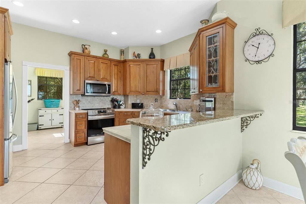 For Sale: $719,900 (3 beds, 2 baths, 1984 Square Feet)