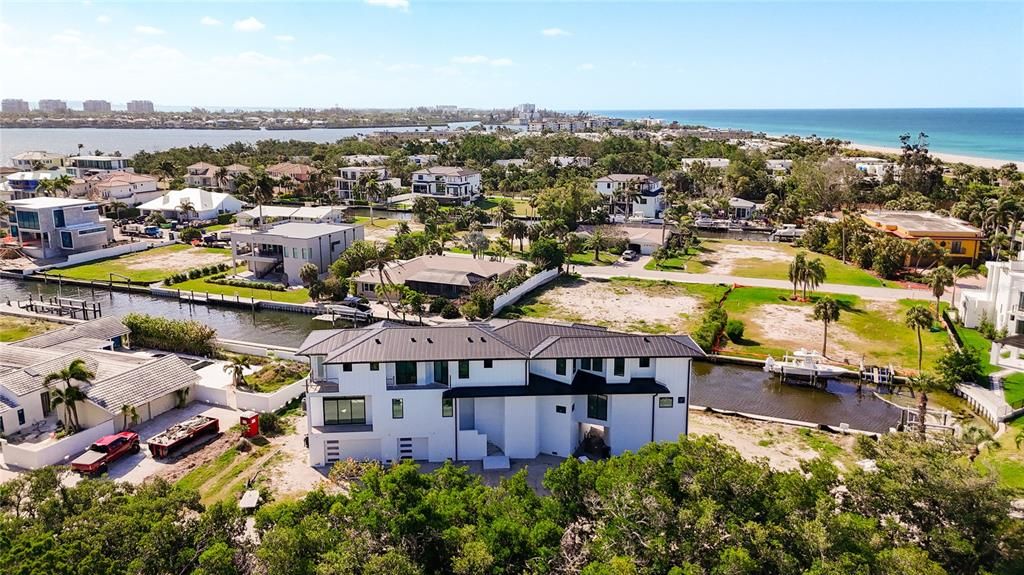 En Venta: $5,985,000 (0.28 acres)