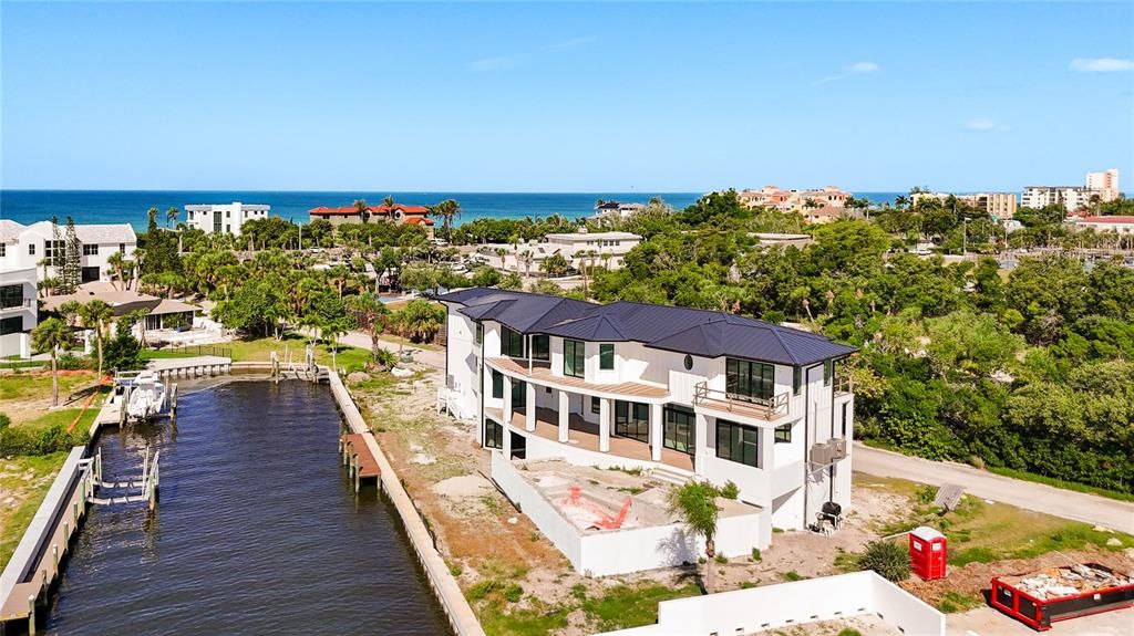 En Venta: $5,985,000 (0.28 acres)