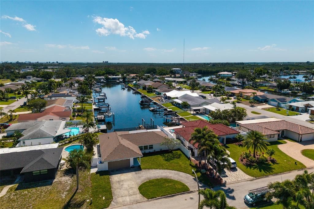 En Venta: $869,000 (3 camas, 2 baños, 1728 Pies cuadrados)