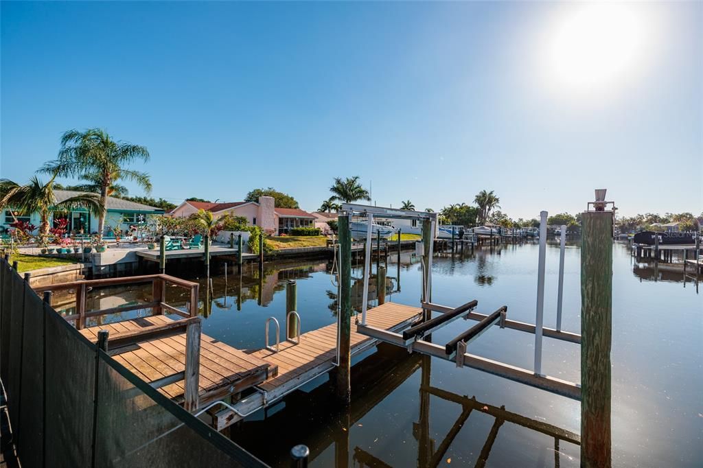 En Venta: $869,000 (3 camas, 2 baños, 1728 Pies cuadrados)
