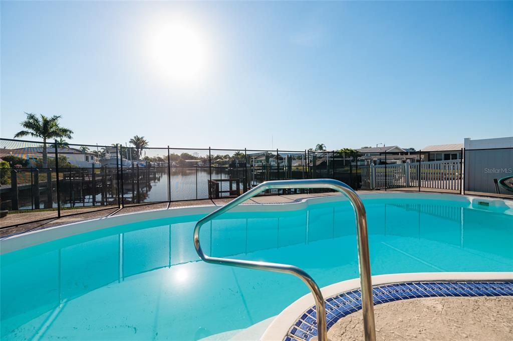 En Venta: $869,000 (3 camas, 2 baños, 1728 Pies cuadrados)