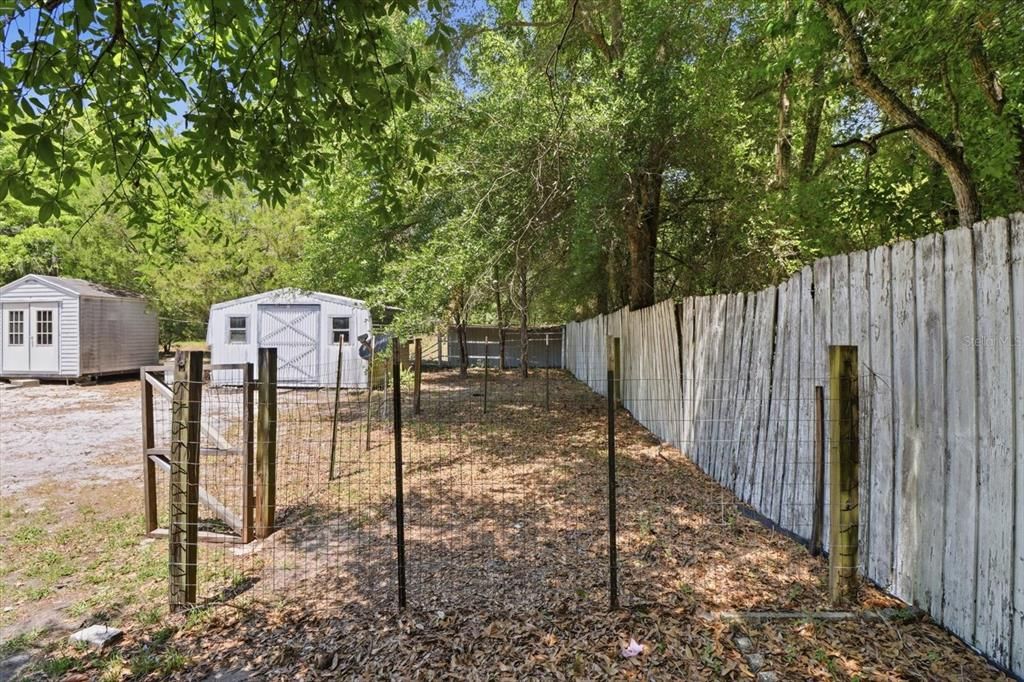 Active With Contract: $194,000 (3 beds, 2 baths, 1248 Square Feet)