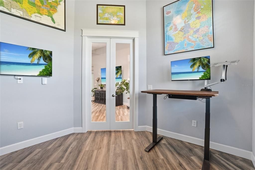 For Sale: $650,000 (3 beds, 2 baths, 2270 Square Feet)