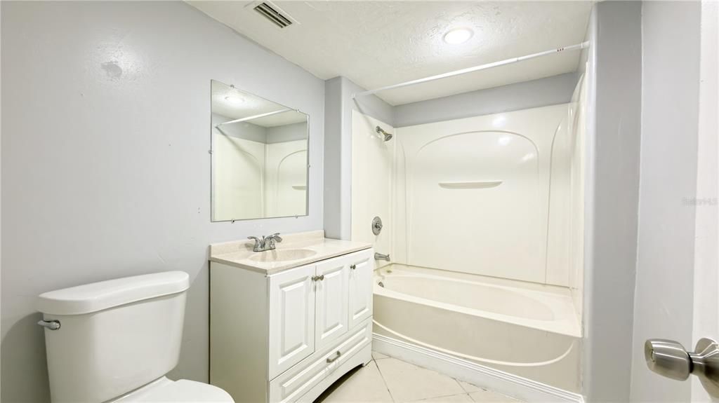 For Sale: $227,900 (3 beds, 2 baths, 1350 Square Feet)