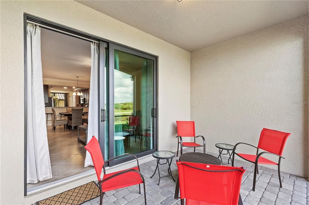 Active With Contract: $349,900 (2 beds, 2 baths, 1329 Square Feet)