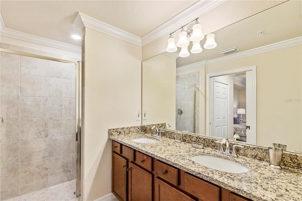 Active With Contract: $349,900 (2 beds, 2 baths, 1329 Square Feet)