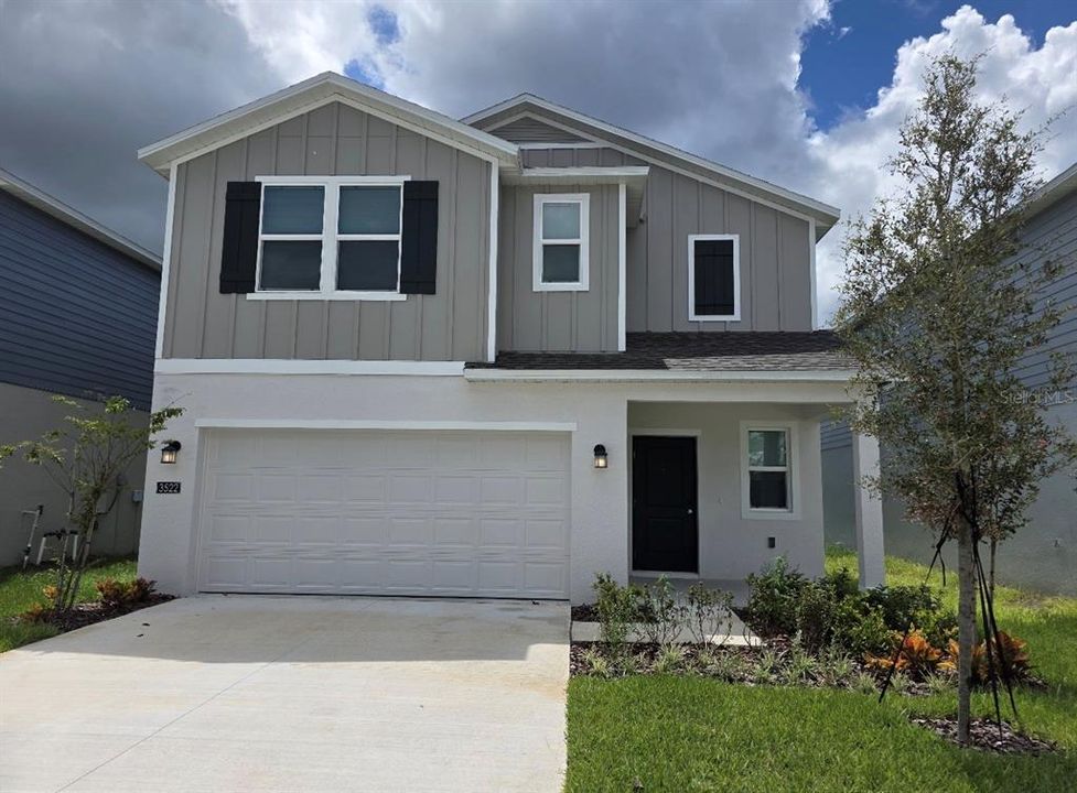 Active With Contract: $2,175 (6 beds, 3 baths, 2367 Square Feet)