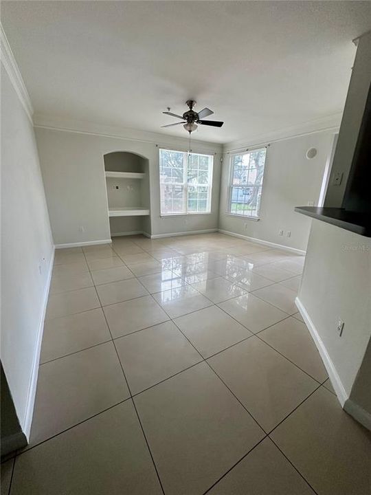 Activo con contrato: $1,795 (2 camas, 2 baños, 1160 Pies cuadrados)