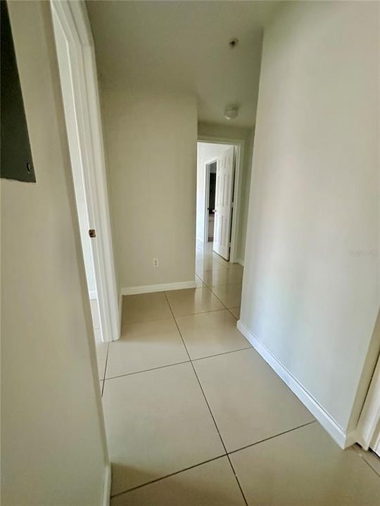 Activo con contrato: $1,795 (2 camas, 2 baños, 1160 Pies cuadrados)