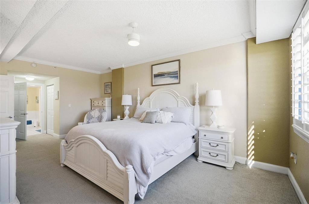 For Sale: $499,900 (3 beds, 2 baths, 1640 Square Feet)