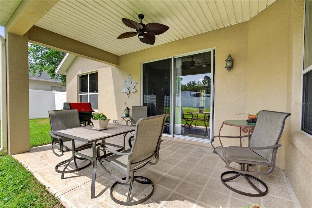 For Sale: $390,000 (3 beds, 2 baths, 1857 Square Feet)