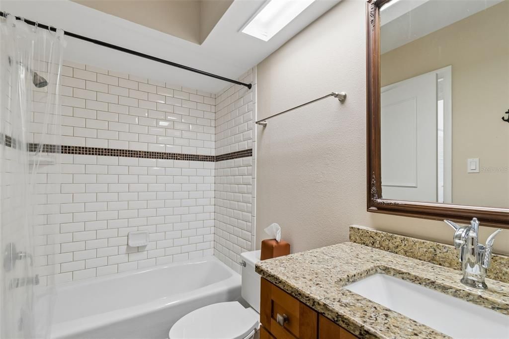 For Sale: $275,000 (2 beds, 2 baths, 1633 Square Feet)