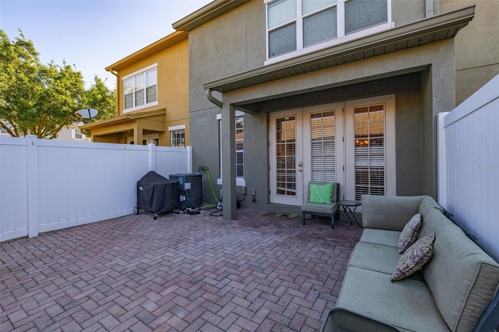 For Sale: $390,000 (3 beds, 2 baths, 1644 Square Feet)