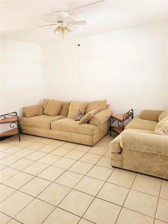 En Venta: $73,000 (4 camas, 1 baños, 972 Pies cuadrados)