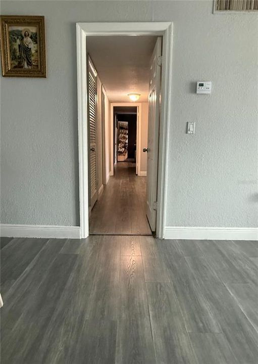 For Sale: $250,000 (3 beds, 2 baths, 1428 Square Feet)