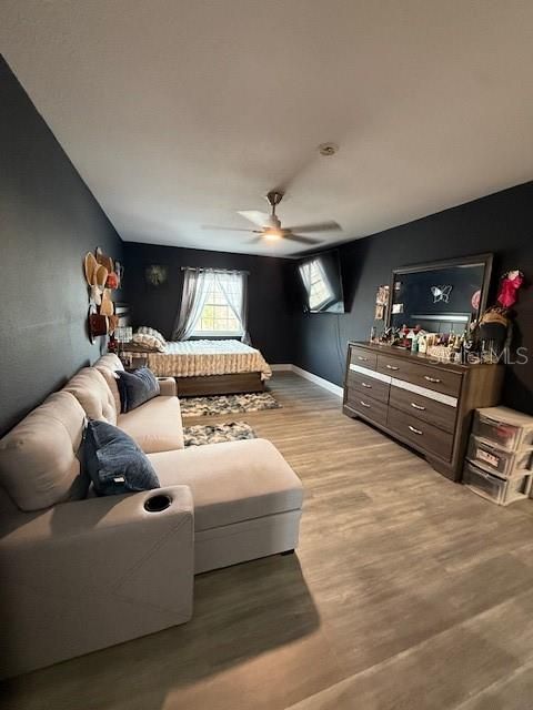 For Sale: $250,000 (3 beds, 2 baths, 1428 Square Feet)