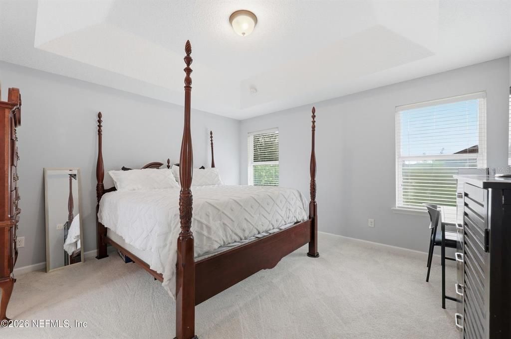 For Sale: $379,900 (3 beds, 2 baths, 1484 Square Feet)