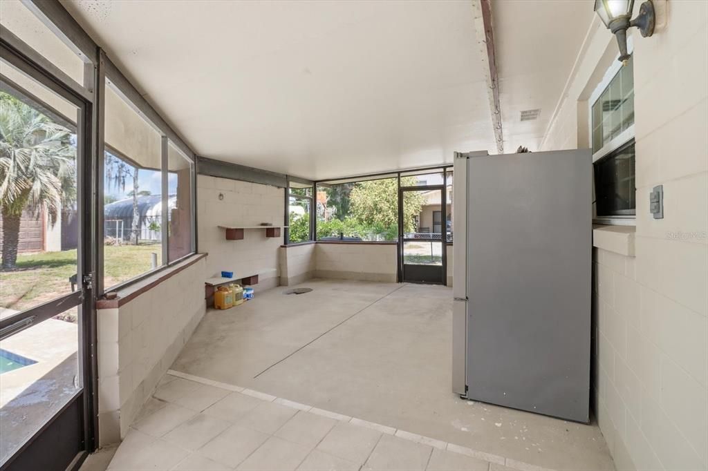 Activo con contrato: $310,000 (3 camas, 2 baños, 1468 Pies cuadrados)