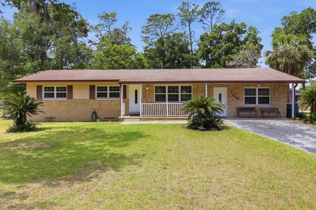 Activo con contrato: $310,000 (3 camas, 2 baños, 1468 Pies cuadrados)