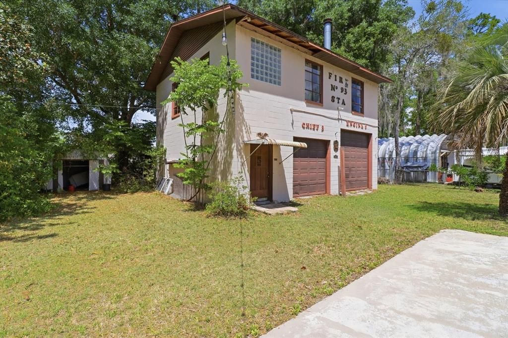Activo con contrato: $310,000 (3 camas, 2 baños, 1468 Pies cuadrados)