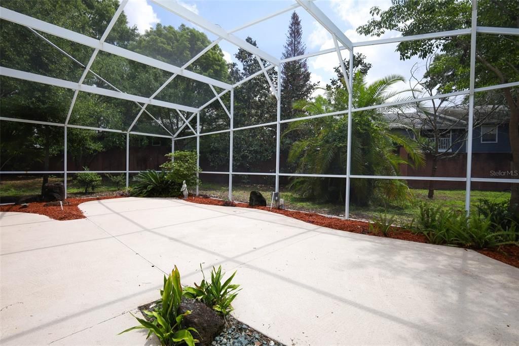 Activo con contrato: $475,000 (3 camas, 2 baños, 2001 Pies cuadrados)