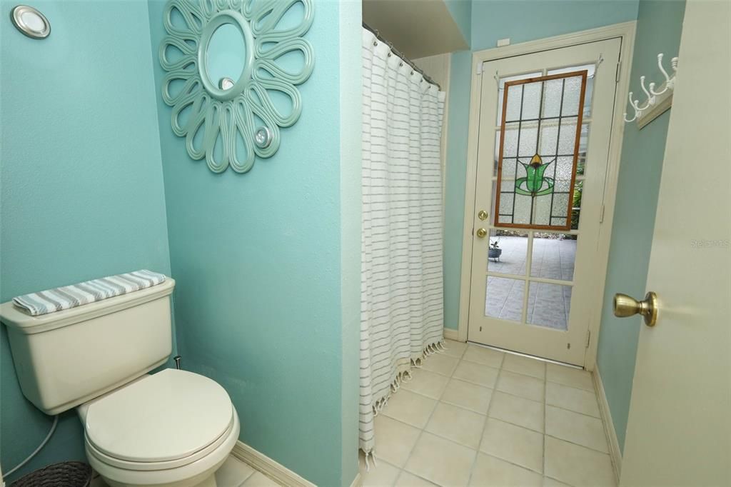 Activo con contrato: $475,000 (3 camas, 2 baños, 2001 Pies cuadrados)