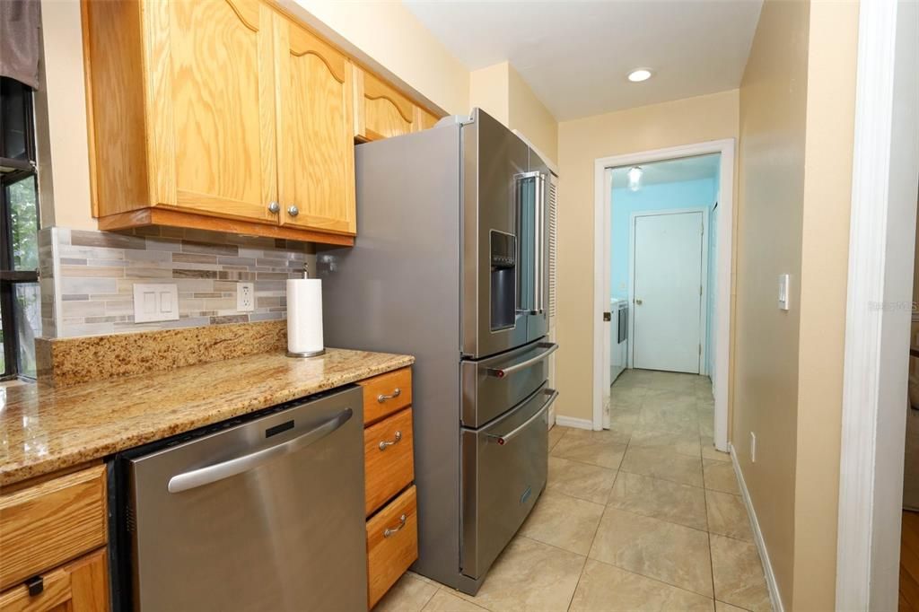 Activo con contrato: $475,000 (3 camas, 2 baños, 2001 Pies cuadrados)