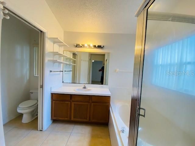 Active With Contract: $1,900 (3 beds, 2 baths, 1573 Square Feet)