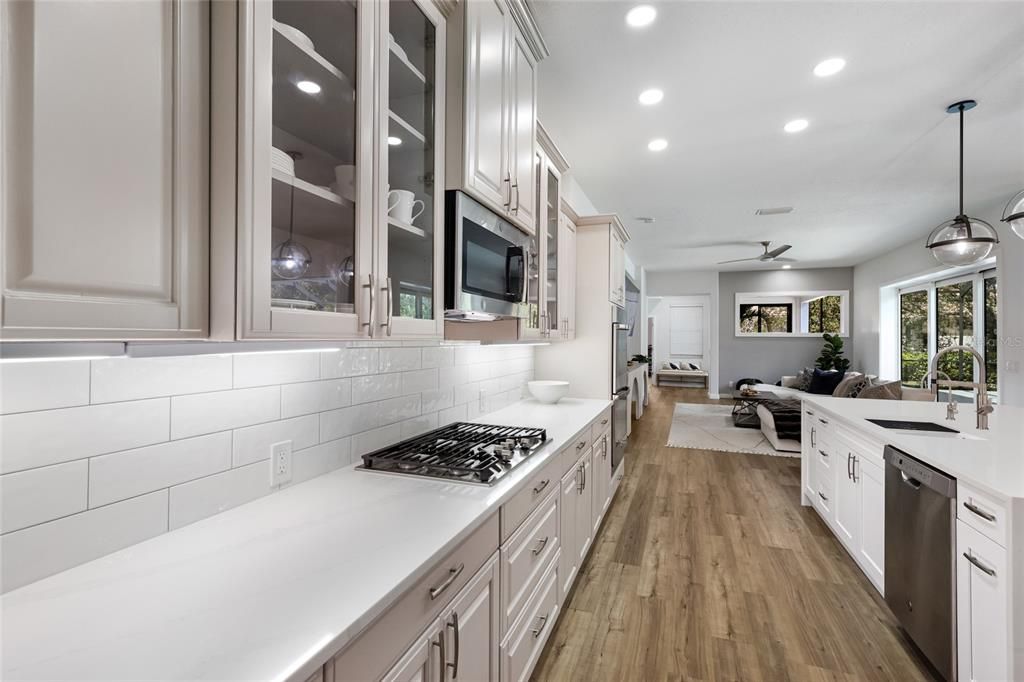 For Rent: $10,000 (5 beds, 4 baths, 4367 Square Feet)