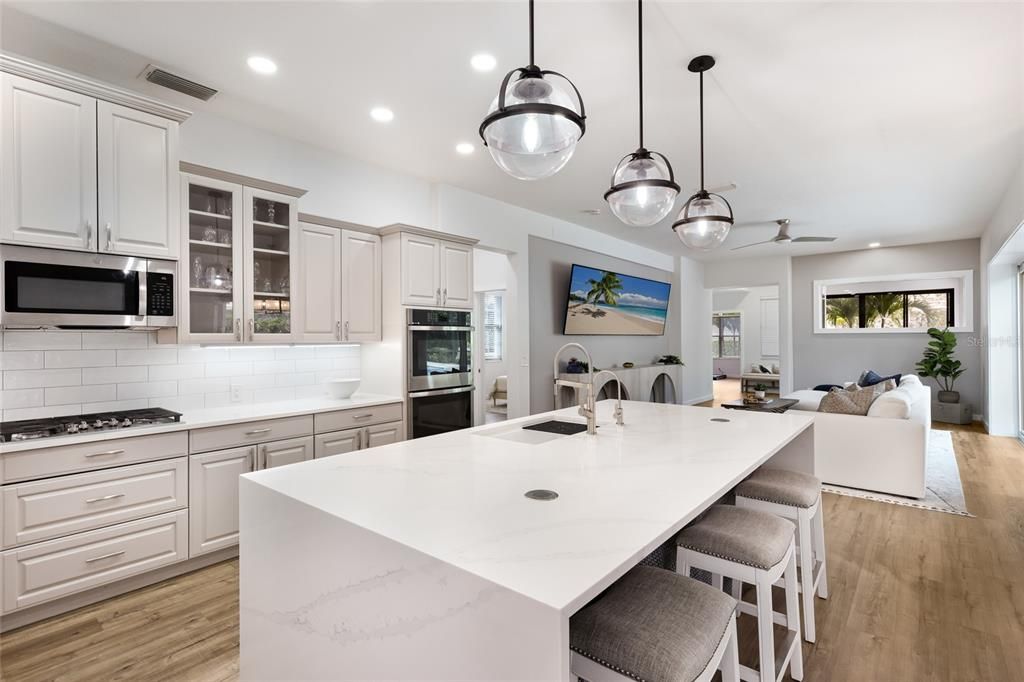For Rent: $10,000 (5 beds, 4 baths, 4367 Square Feet)