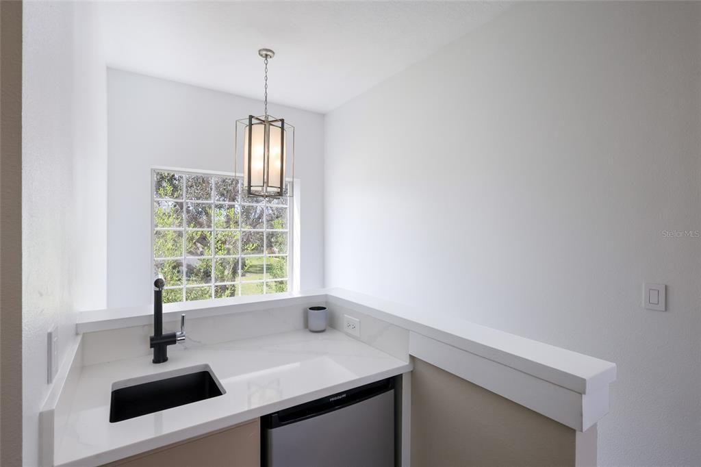 For Rent: $10,000 (5 beds, 4 baths, 4367 Square Feet)