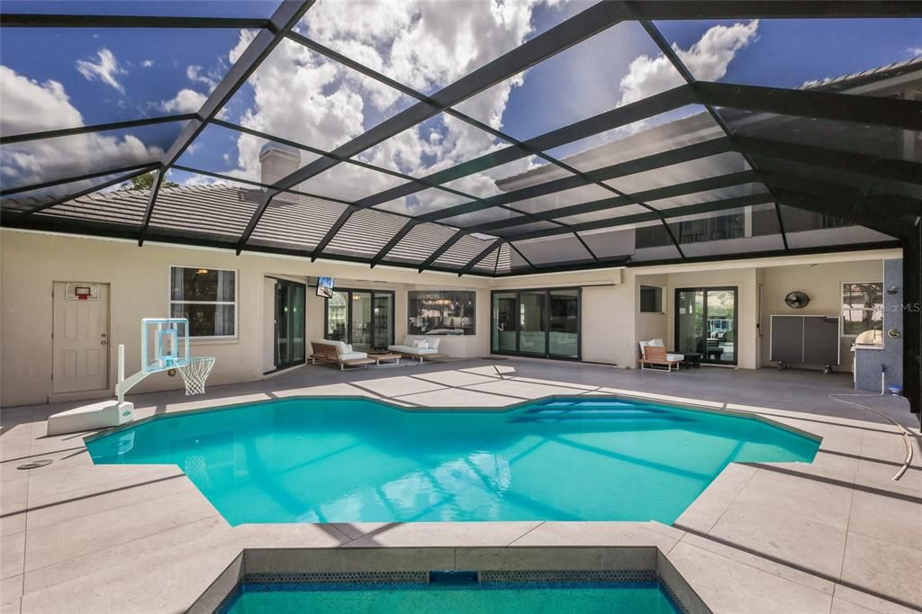 For Rent: $10,000 (5 beds, 4 baths, 4367 Square Feet)