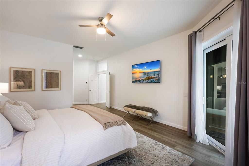 For Rent: $10,000 (5 beds, 4 baths, 4367 Square Feet)