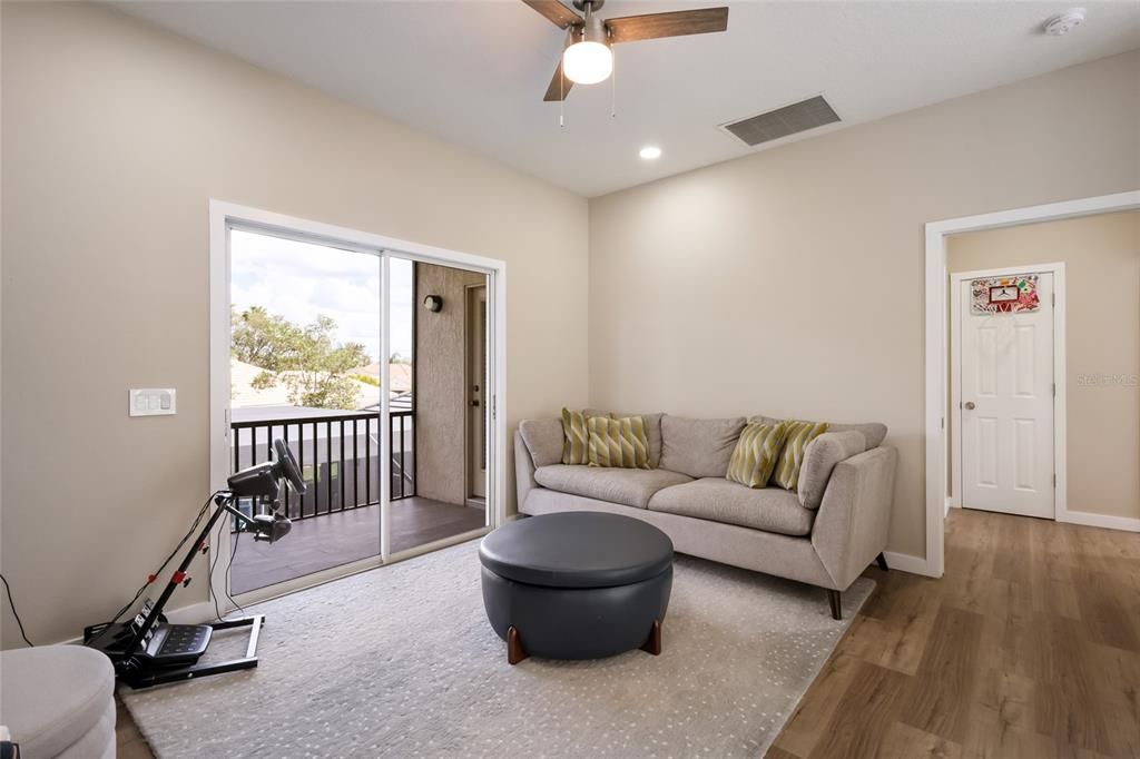 For Rent: $10,000 (5 beds, 4 baths, 4367 Square Feet)