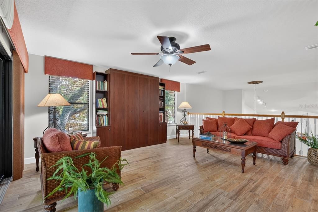 For Sale: $549,999 (2 beds, 2 baths, 2201 Square Feet)