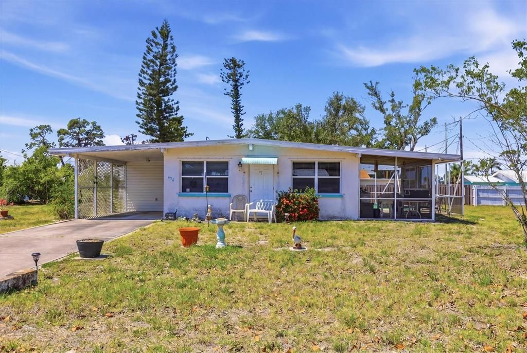 Active With Contract: $174,900 (2 beds, 1 baths, 768 Square Feet)